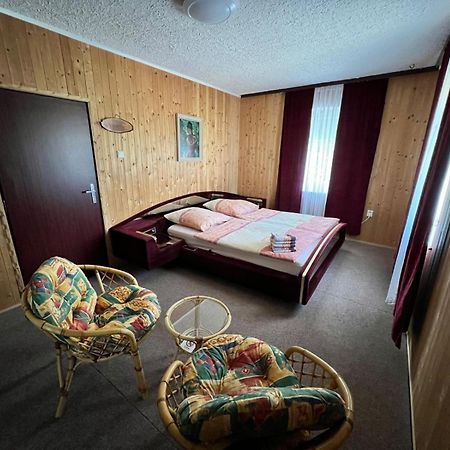 Apartmany Merkel Broumov Extérieur photo
